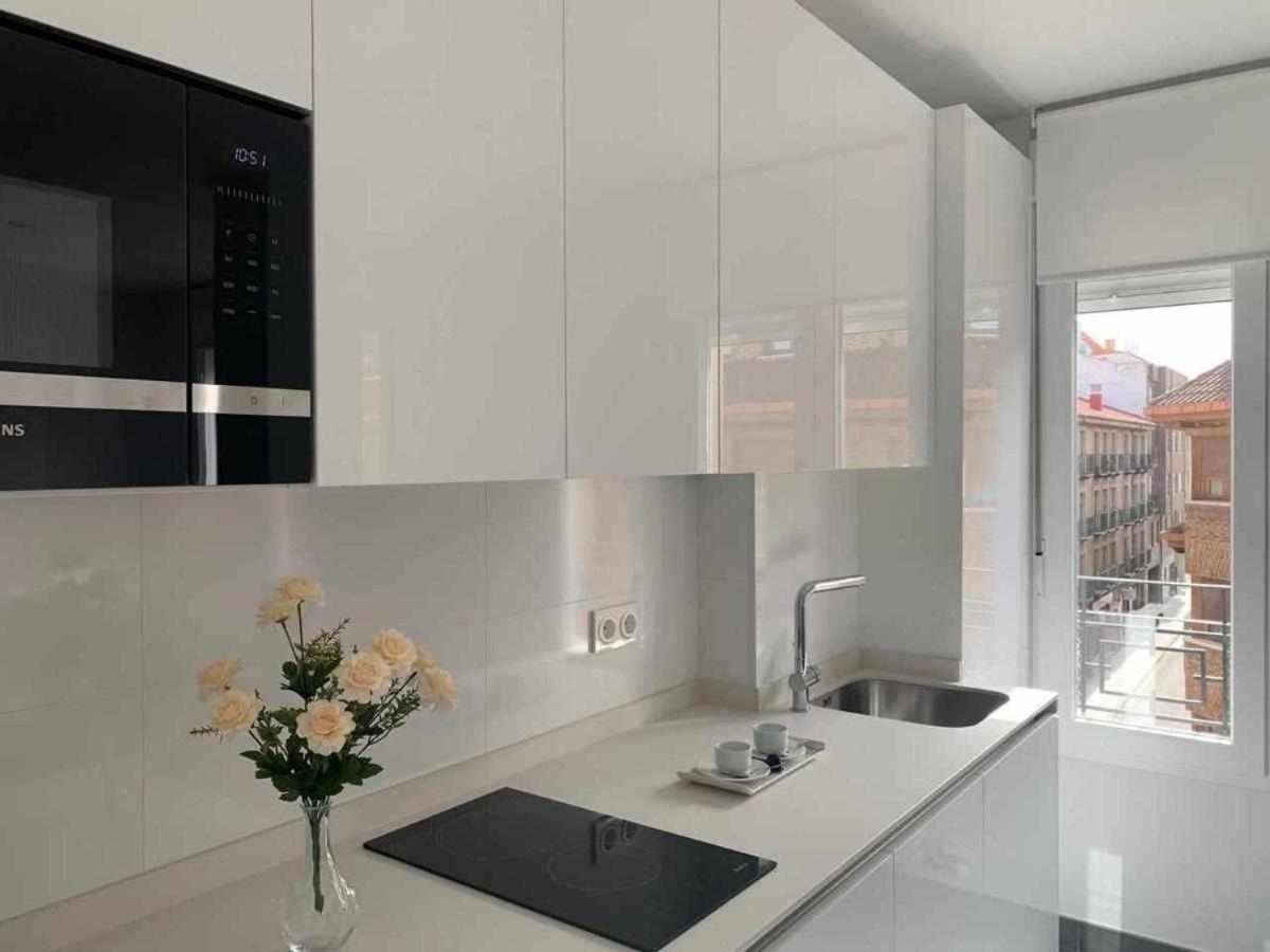 Ramon Y Cajal Suites De Luxe León Exteriör bild