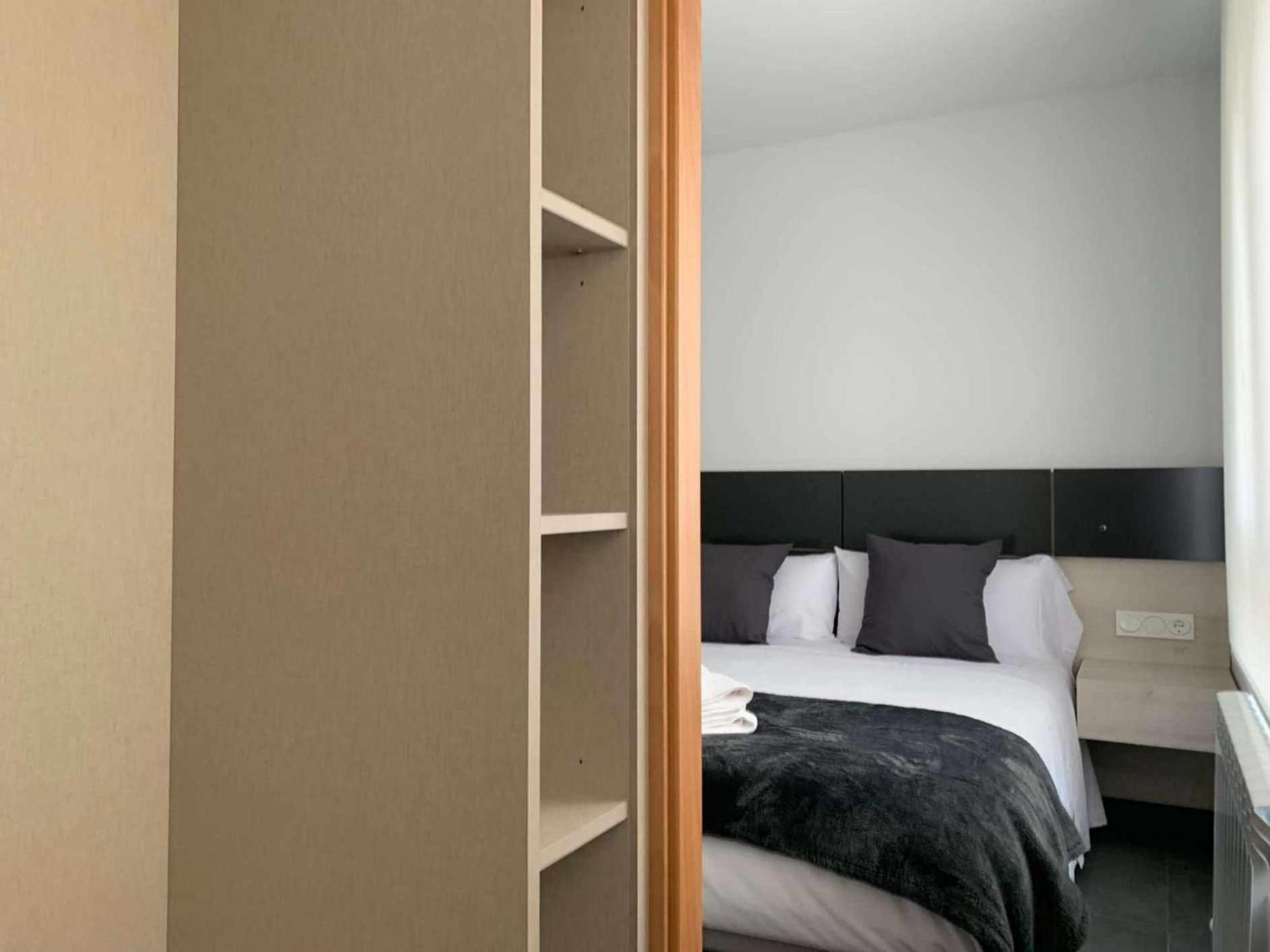 Ramon Y Cajal Suites De Luxe León Exteriör bild