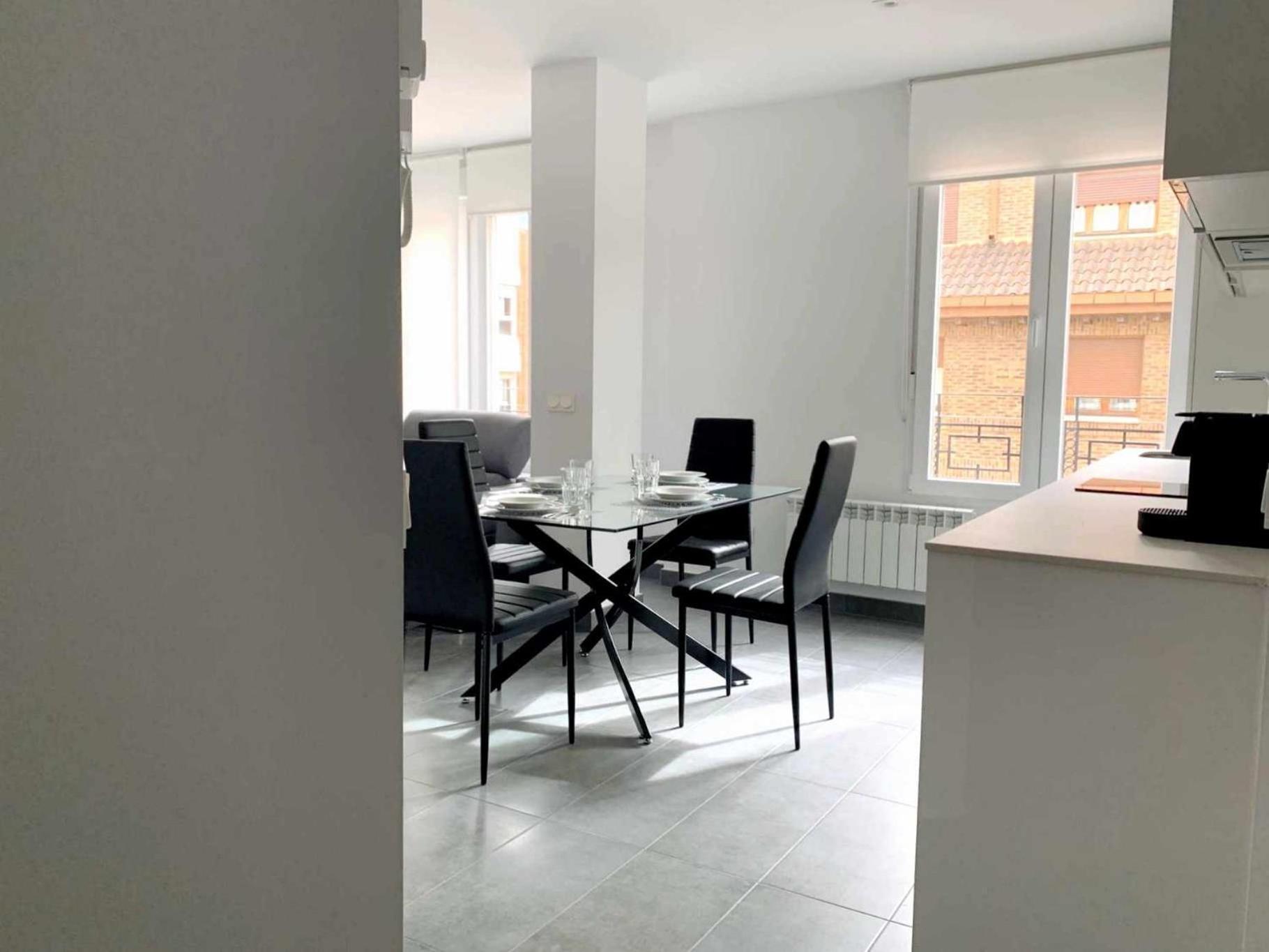 Ramon Y Cajal Suites De Luxe León Exteriör bild