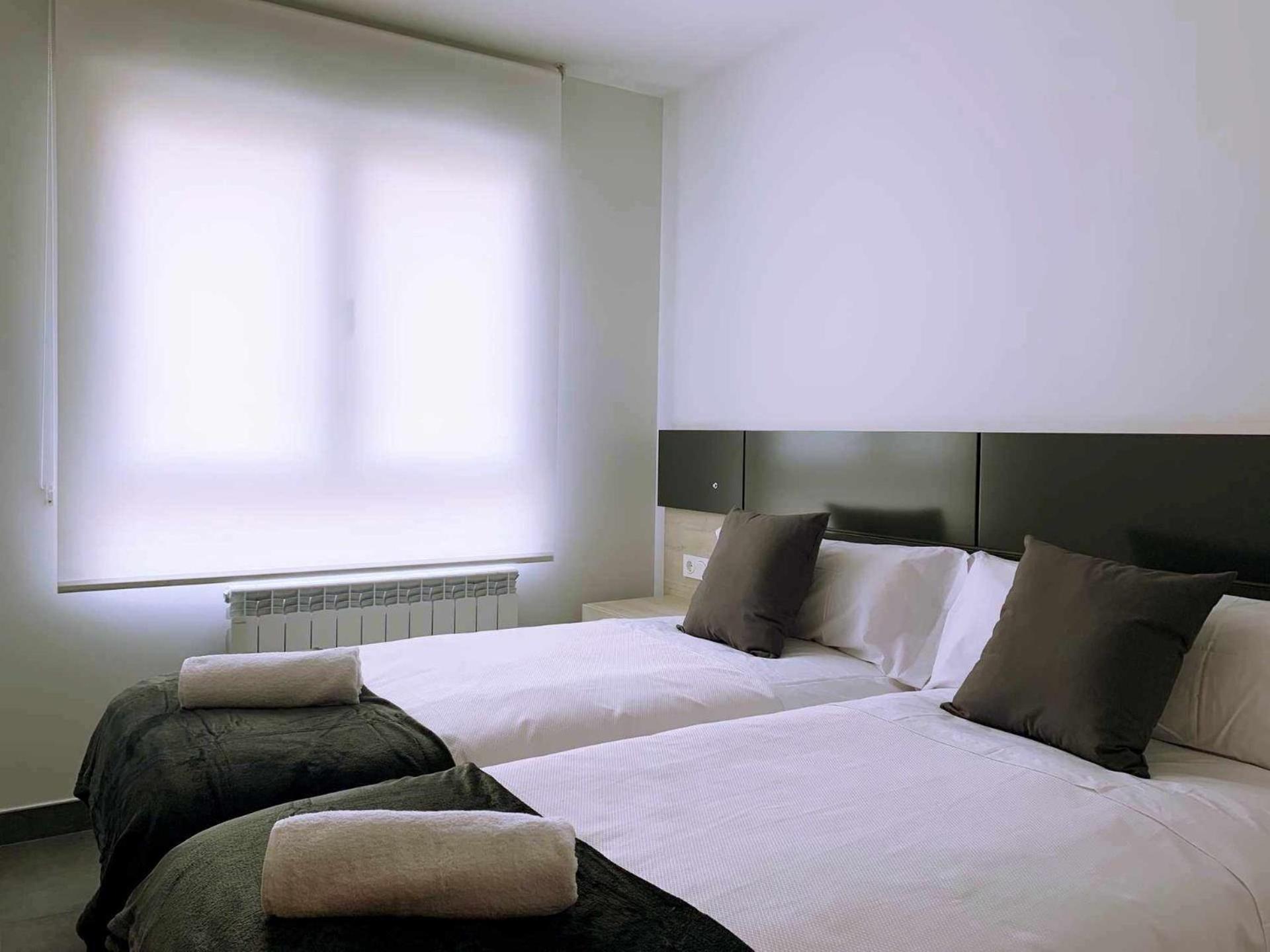 Ramon Y Cajal Suites De Luxe León Exteriör bild